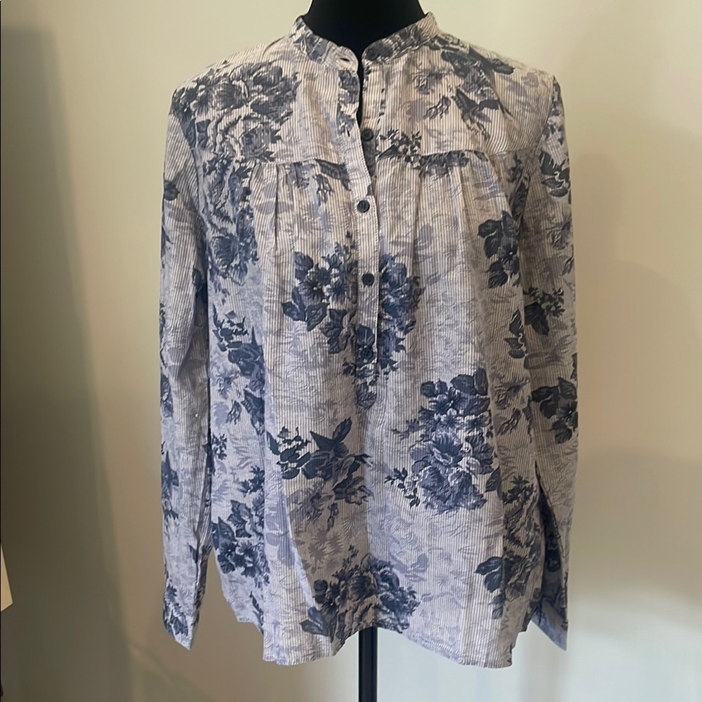Floral Blue Women's Top lucky brand small